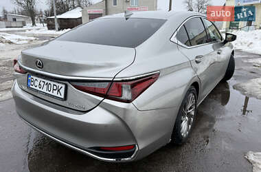 Седан Lexus ES 2020 в Кременчуге