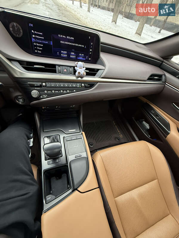 Седан Lexus ES 2020 в Кременчуге фото 20 Седан Lexus ES 2020 в Кременчуге