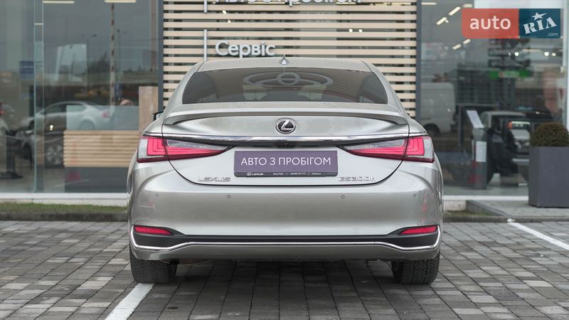 Седан Lexus ES 2022 в Львове фото 4 Седан Lexus ES 2022 в Львове