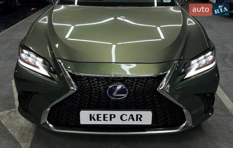 Седан Lexus ES 2020 в Одесі
