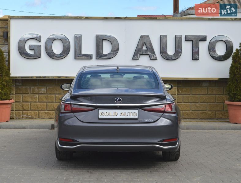 Седан Lexus ES 2019 в Одессе