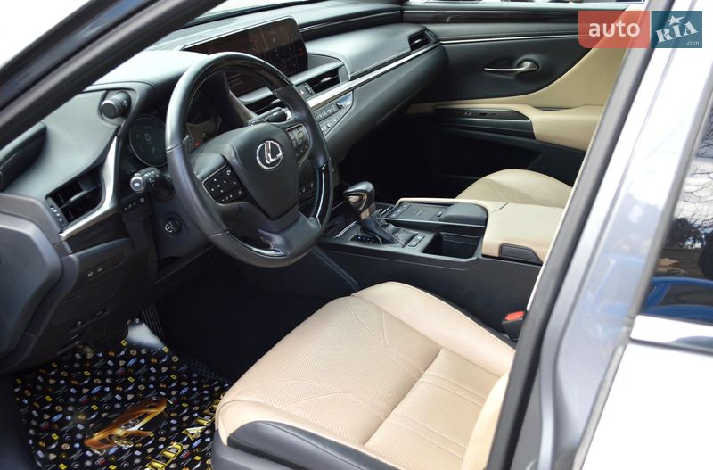 Седан Lexus ES 2019 в Одессе