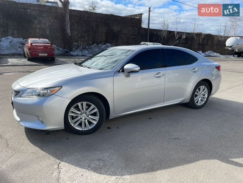 Седан Lexus ES 2014 в Киеве фото 6 Седан Lexus ES 2014 в Киеве