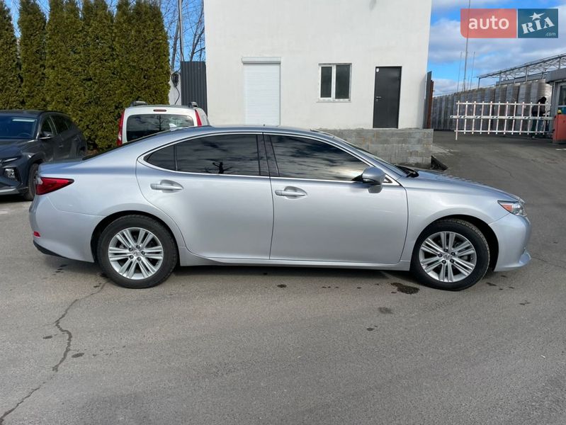 Седан Lexus ES 2014 в Киеве фото 13 Седан Lexus ES 2014 в Киеве