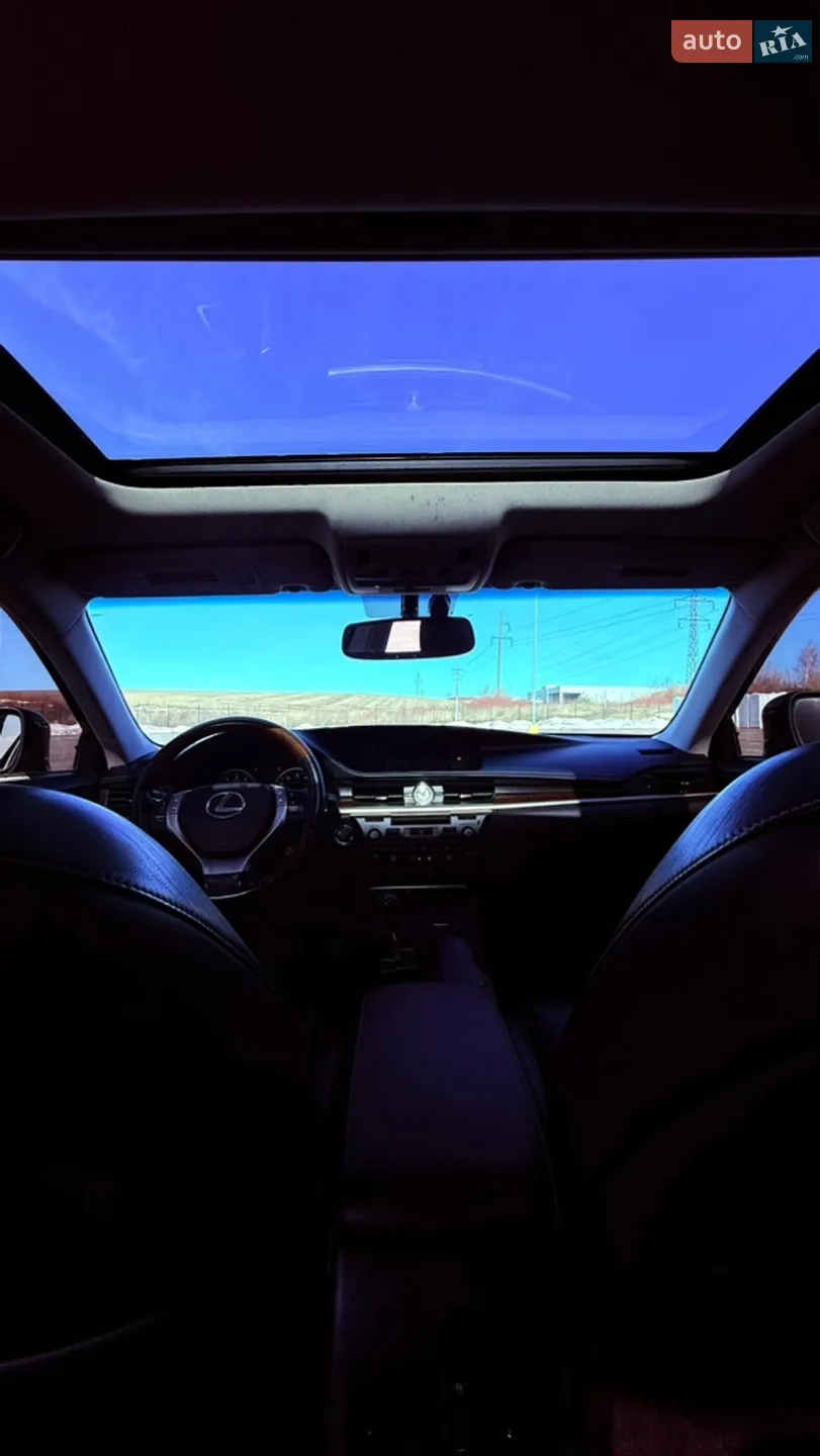 2015 Lexus ES - мініатюра 13