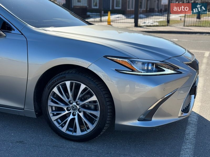 Седан Lexus ES 2020 в Києві фото 9 Седан Lexus ES 2020 в Києві