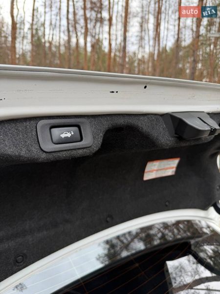 Седан Lexus ES 2016 в Новомосковську