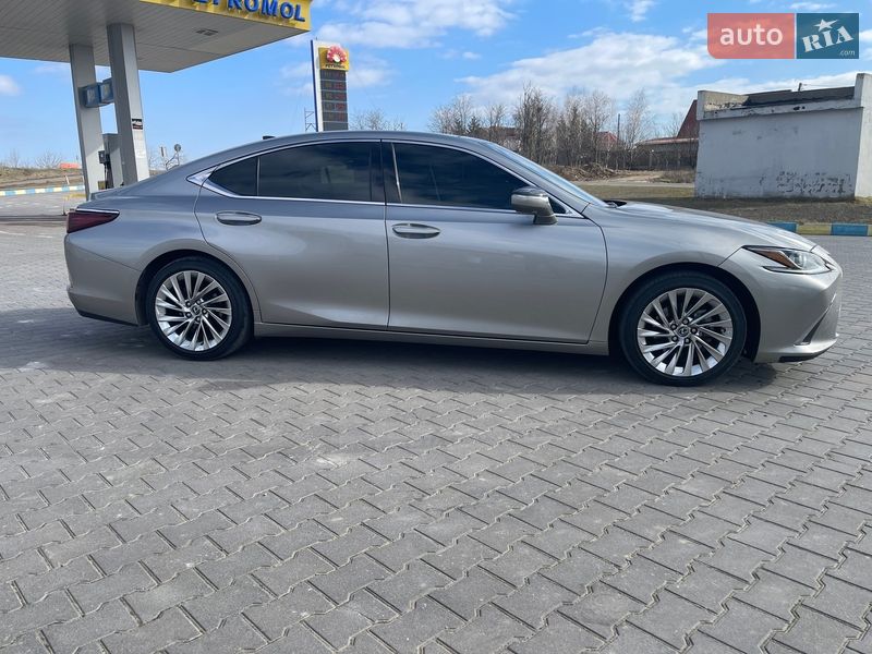 Седан Lexus ES 2020 в Одессе