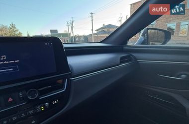 Седан Lexus ES 2022 в Виннице