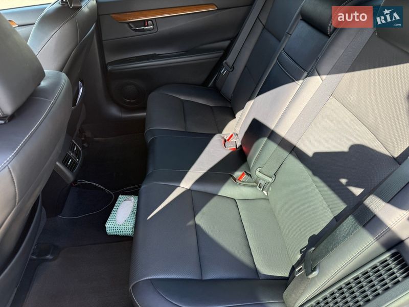 Седан Lexus ES 2013 в Киеве