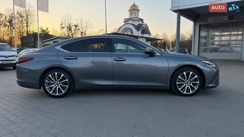 Седан Lexus ES 2020 в Житомире