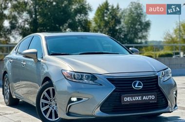 Седан Lexus ES 2018 в Киеве