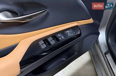 Седан Lexus ES 2022 в Киеве