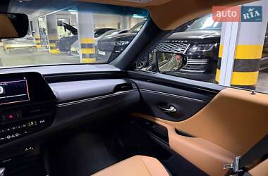 Седан Lexus ES 2022 в Киеве