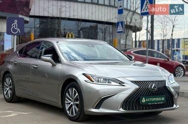 Седан Lexus ES 2020 в Киеве