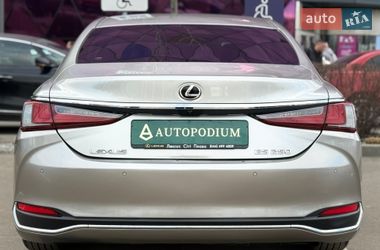 Седан Lexus ES 2020 в Киеве