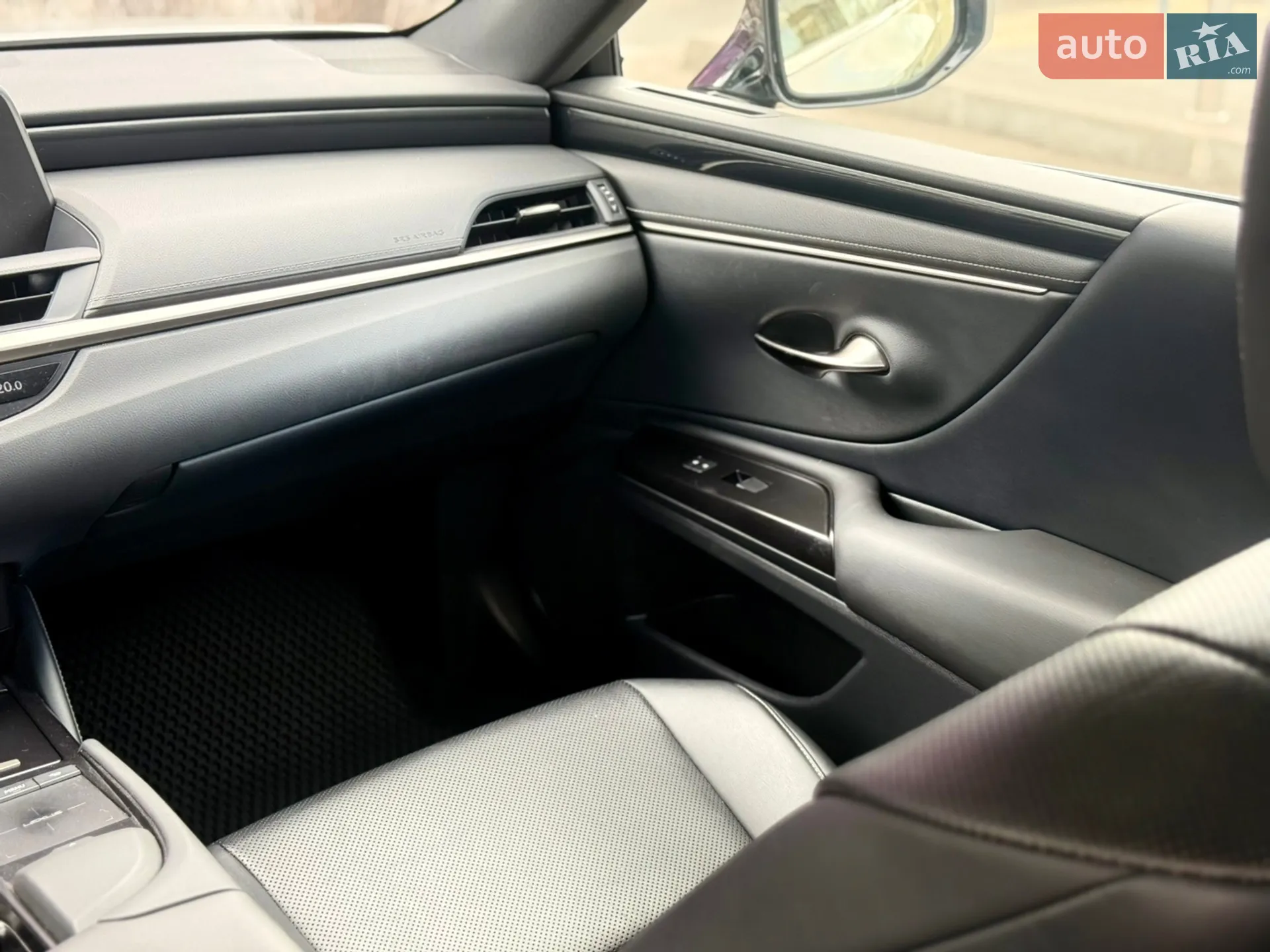 2020 Lexus ES - мініатюра 41