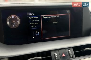 Седан Lexus ES 2020 в Киеве