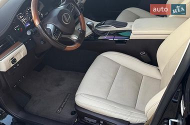 Седан Lexus ES 2015 в Житомире