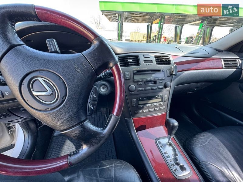 Седан Lexus ES 2003 в Одессе