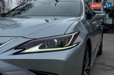 Седан Lexus ES 2023 в Киеве