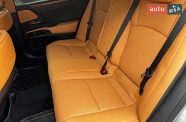 Седан Lexus ES 2023 в Киеве
