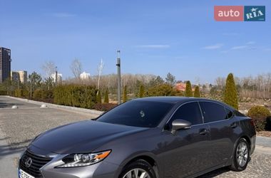 Седан Lexus ES 2013 в Днепре
