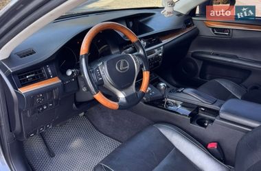 Седан Lexus ES 2013 в Днепре