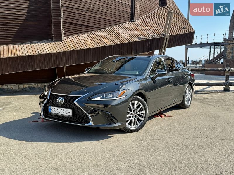 Седан Lexus ES 2023 в Одессе