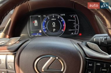 Седан Lexus ES 2020 в Новояворовске