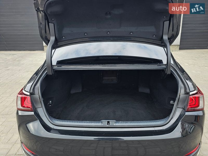 Седан Lexus ES 2018 в Дніпрі фото 3 Седан Lexus ES 2018 в Дніпрі