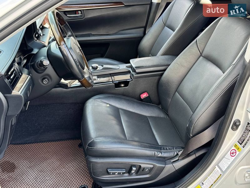 Седан Lexus ES 2014 в Києві фото 13 Седан Lexus ES 2014 в Києві