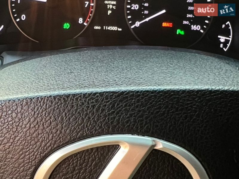 Седан Lexus ES 2013 в Чернігові