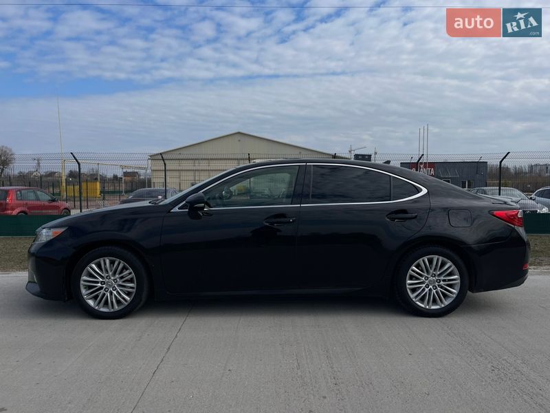 Седан Lexus ES 2014 в Киеве фото 4 Седан Lexus ES 2014 в Киеве