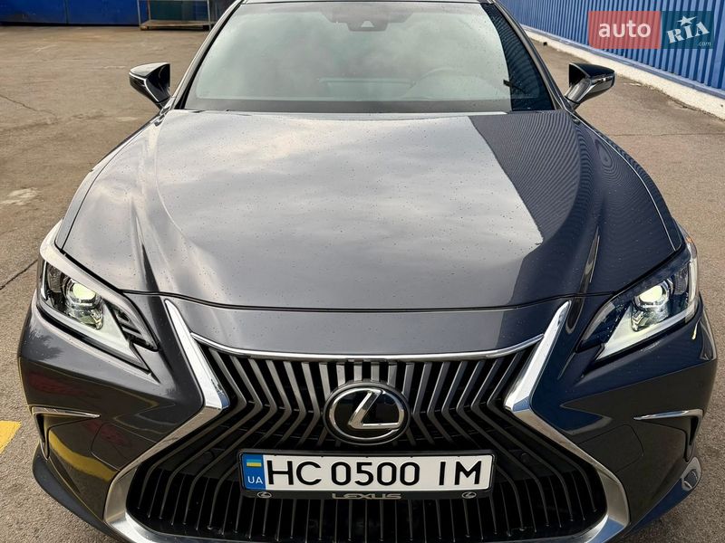 Седан Lexus ES 2023 в Львове фото 29 Седан Lexus ES 2023 в Львове