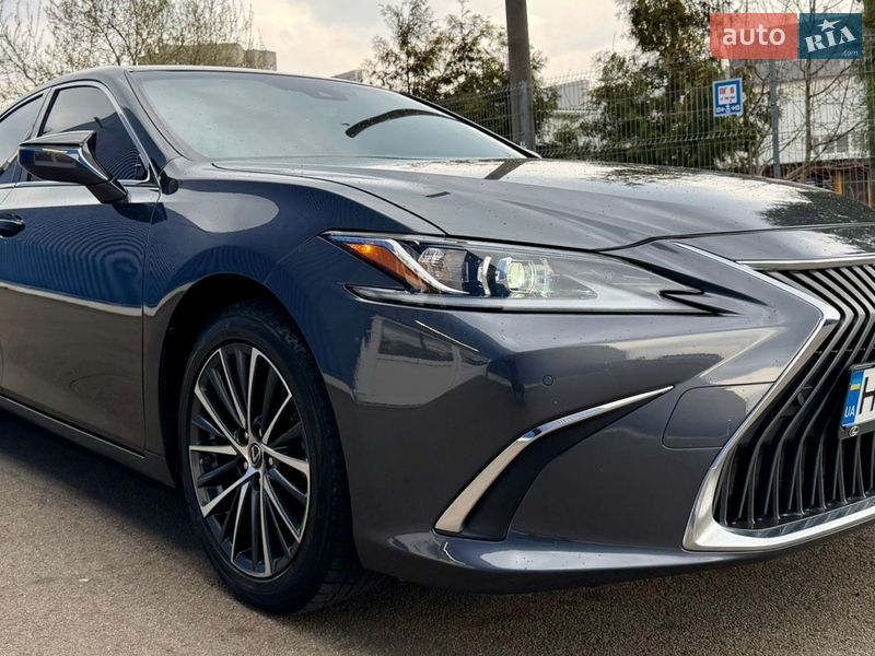 Седан Lexus ES 2023 в Львове фото 12 Седан Lexus ES 2023 в Львове