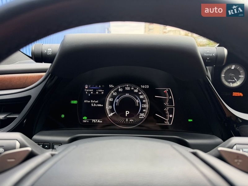 Седан Lexus ES 2023 в Львове фото 34 Седан Lexus ES 2023 в Львове