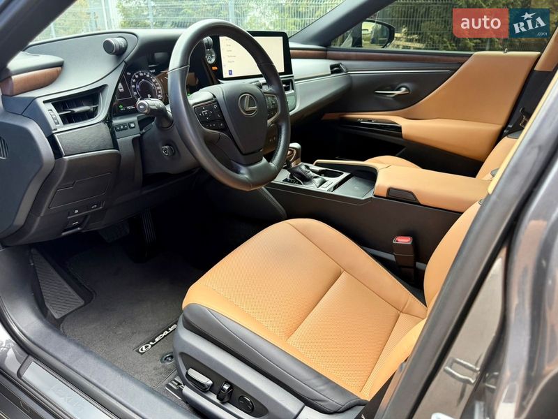 Седан Lexus ES 2023 в Львове фото 56 Седан Lexus ES 2023 в Львове