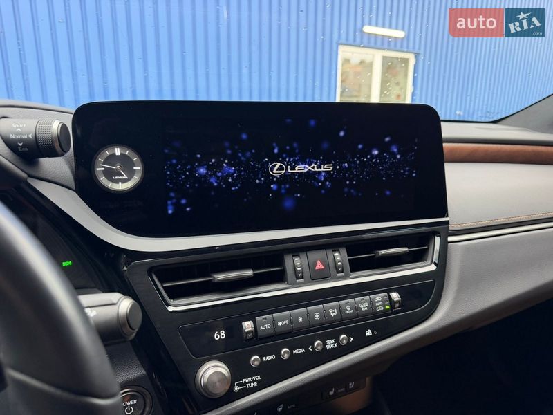 Седан Lexus ES 2023 в Львове фото 60 Седан Lexus ES 2023 в Львове