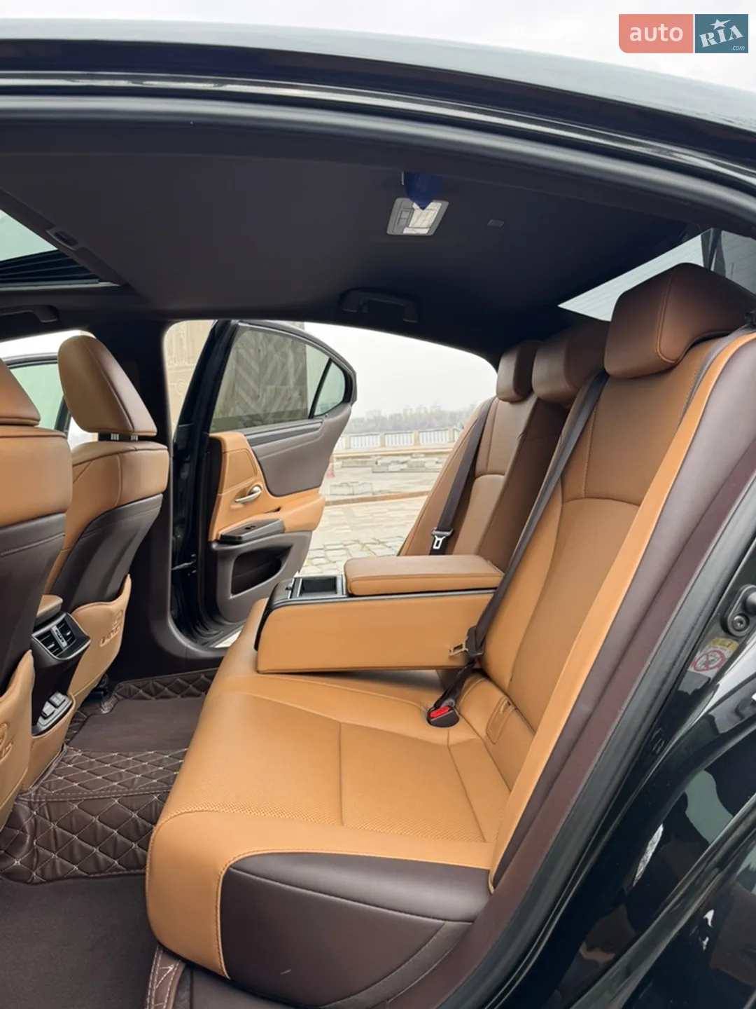 2018 Lexus ES - мініатюра 15