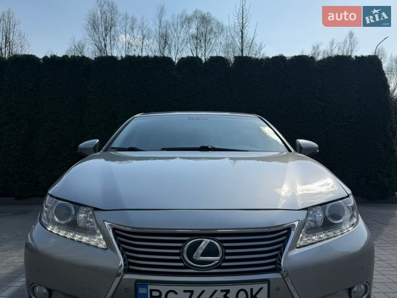 Седан Lexus ES 2015 в Львові фото 3 Седан Lexus ES 2015 в Львові