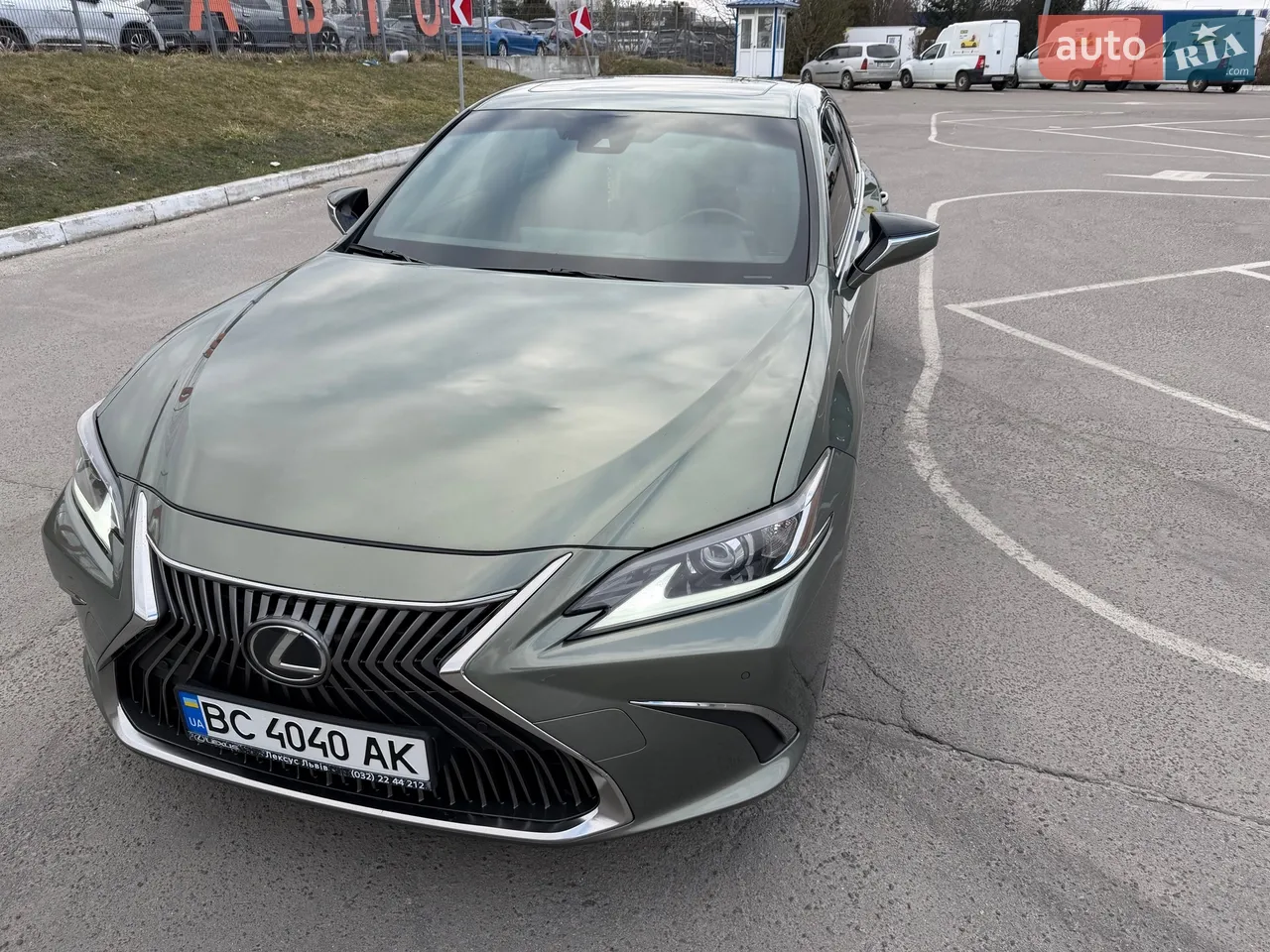 2020 Lexus ES - мініатюра 17