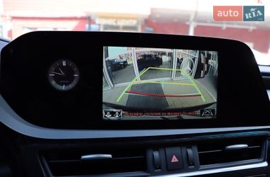 Седан Lexus ES 2022 в Львове