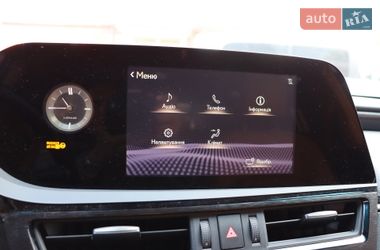 Седан Lexus ES 2022 в Львове