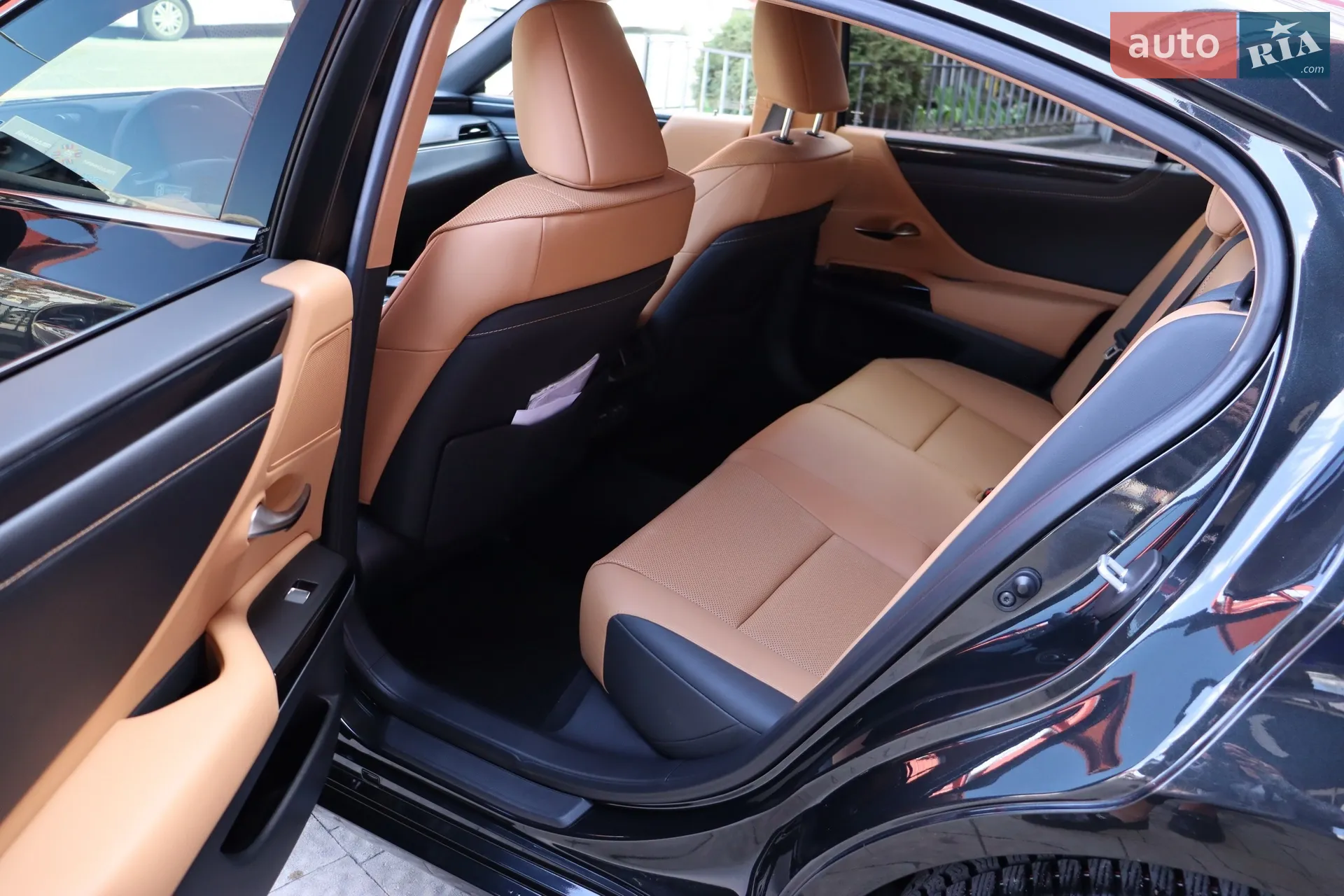 2022 Lexus ES - мініатюра 24