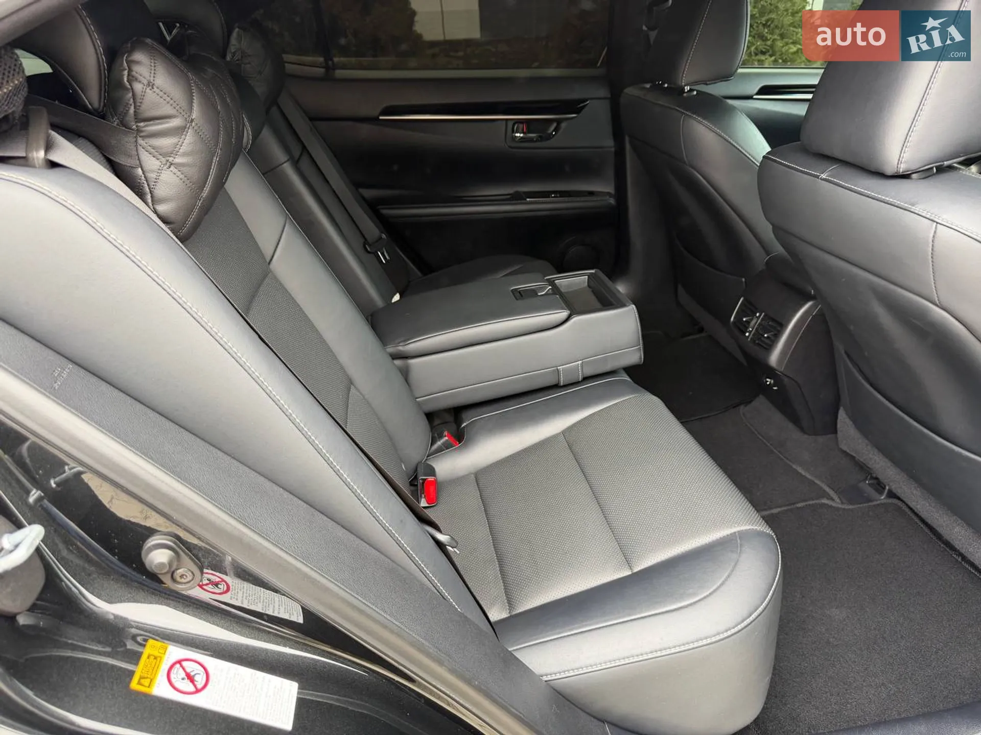 2016 Lexus ES - мініатюра 26