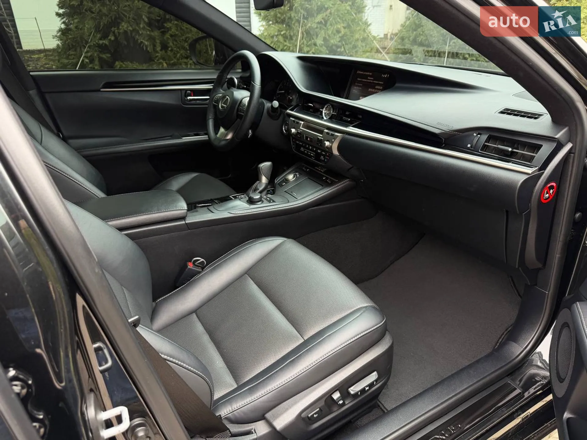 2016 Lexus ES - мініатюра 28