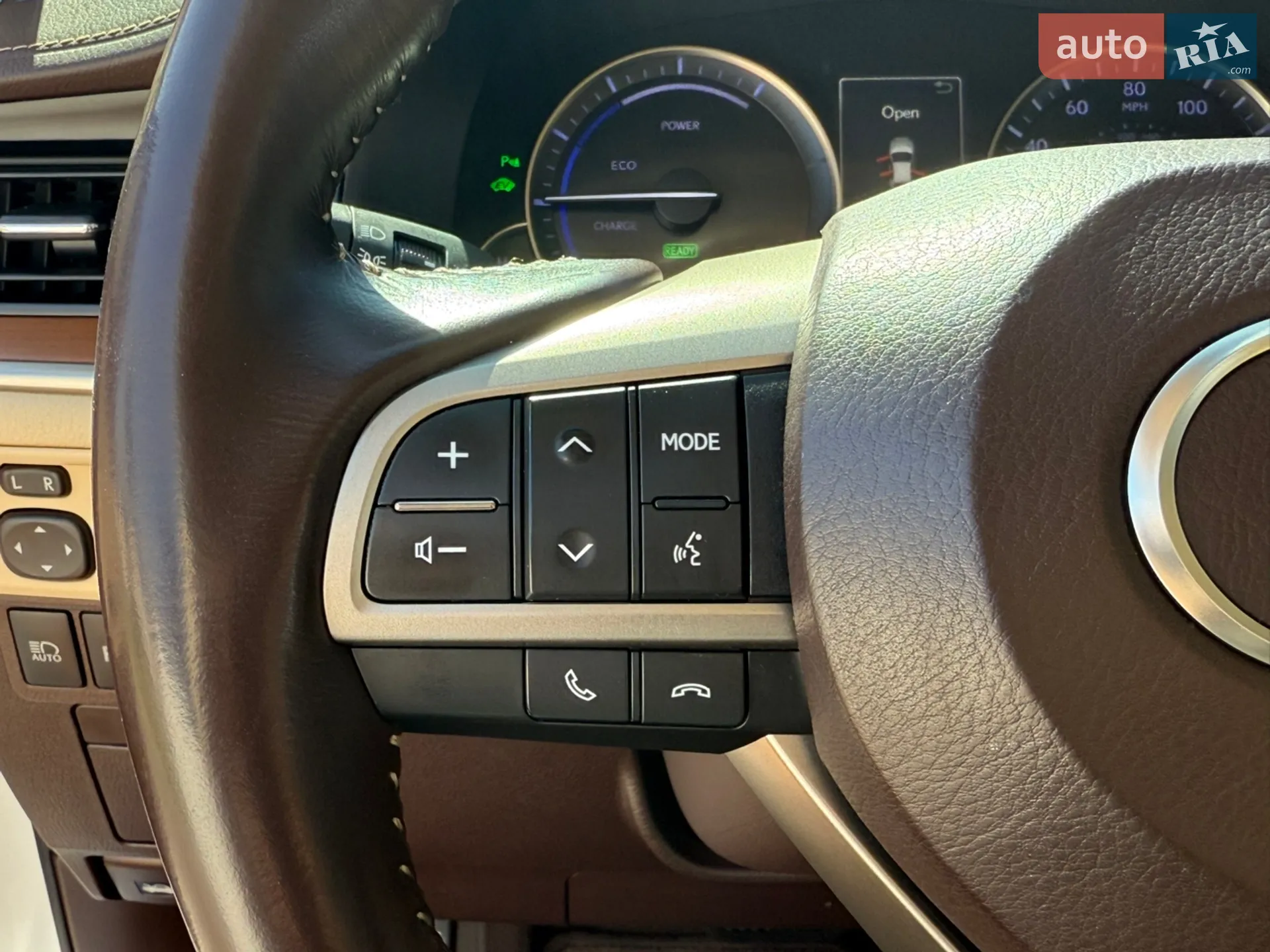 2016 Lexus ES - мініатюра 16