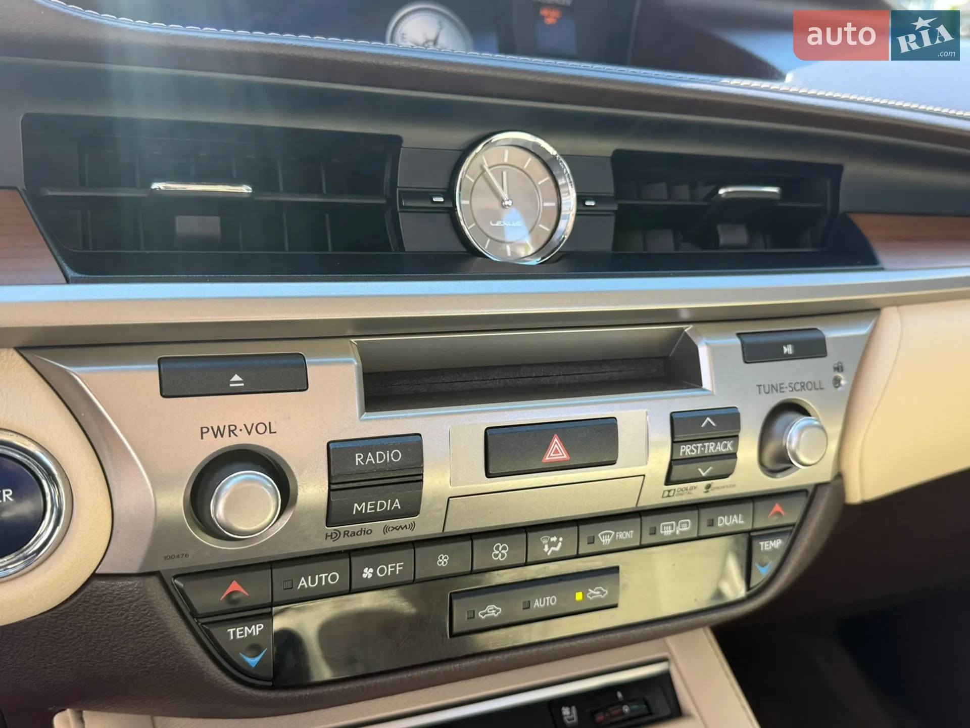 2016 Lexus ES - мініатюра 18