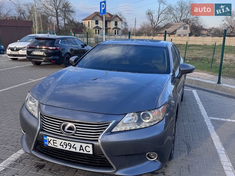 Седан Lexus ES 2014 в Днепре фото Седан Lexus ES 2014 в Днепре